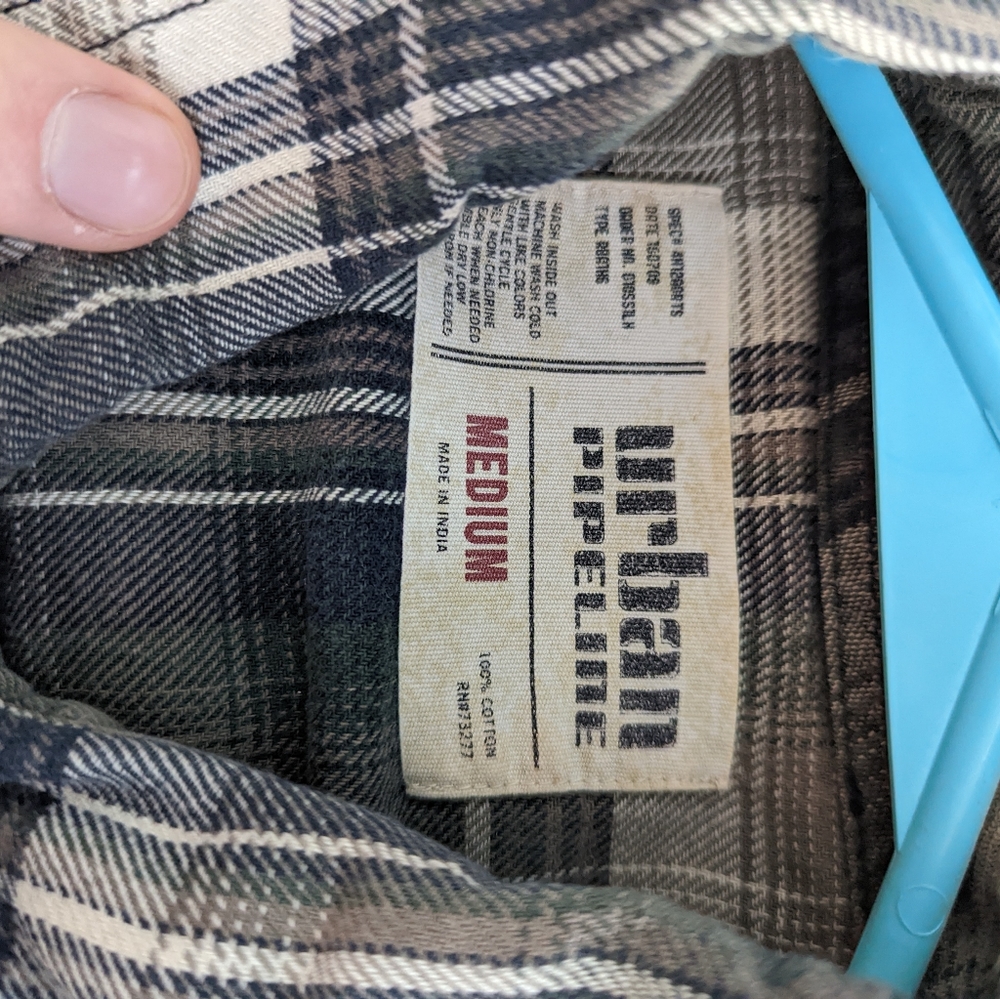 Button down shirt - Picture 3 of 3